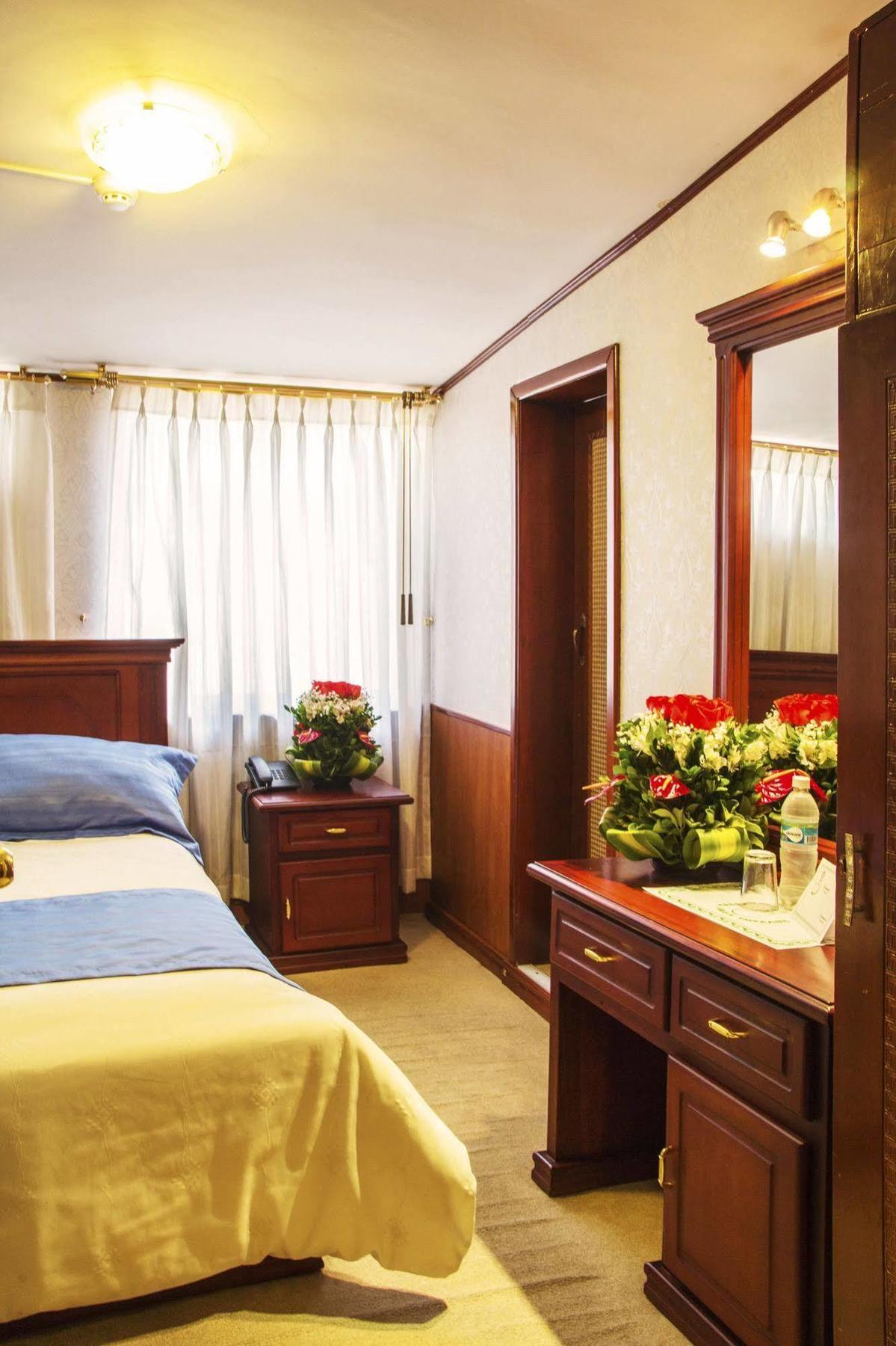 Hotel Inca Imperial Кито Экстерьер фото